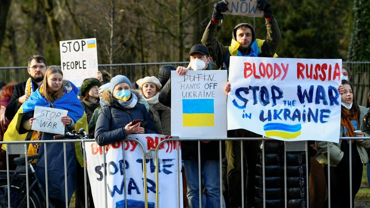 Dünya Putin'e karşı ayakta!