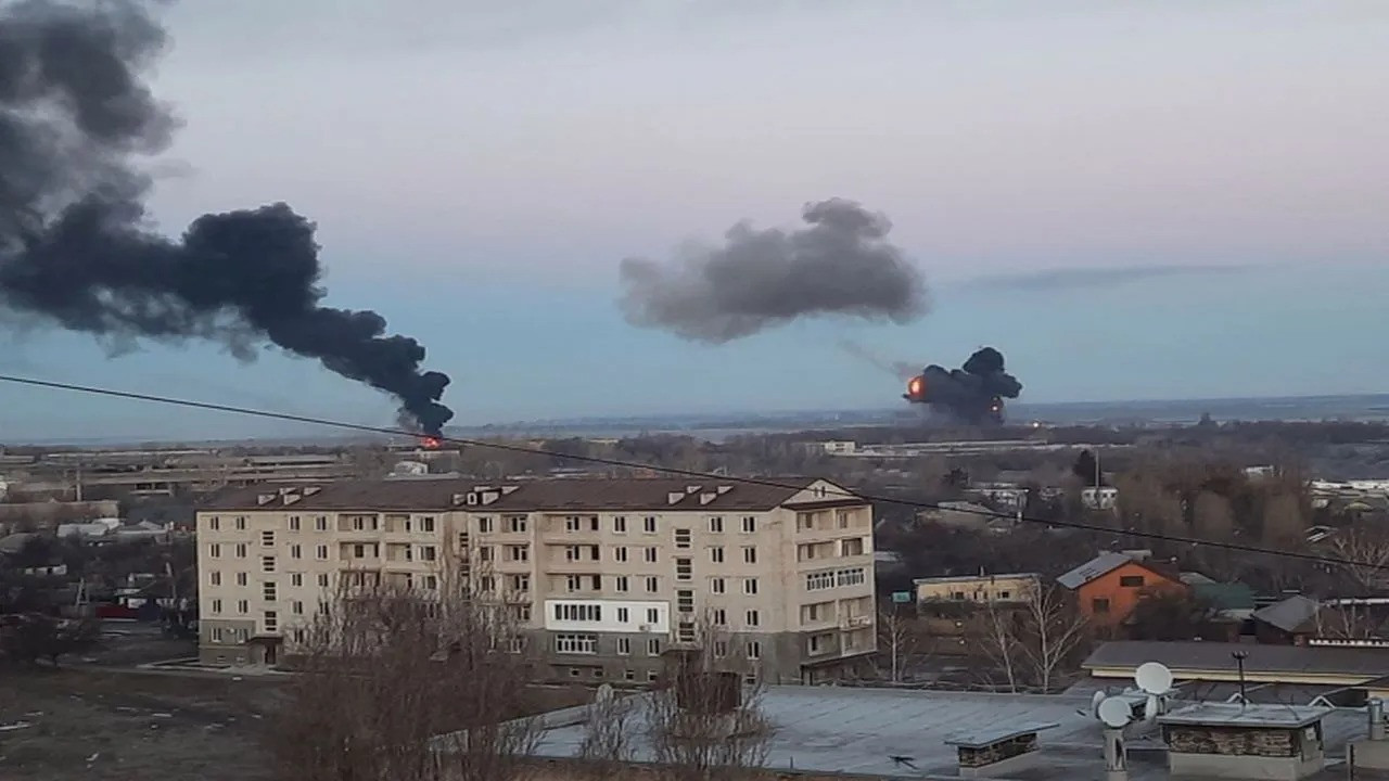 İşgalci Putin'in özel timinin girdiği Ukrayna'nın başkenti Kiev'de patlama sesleri