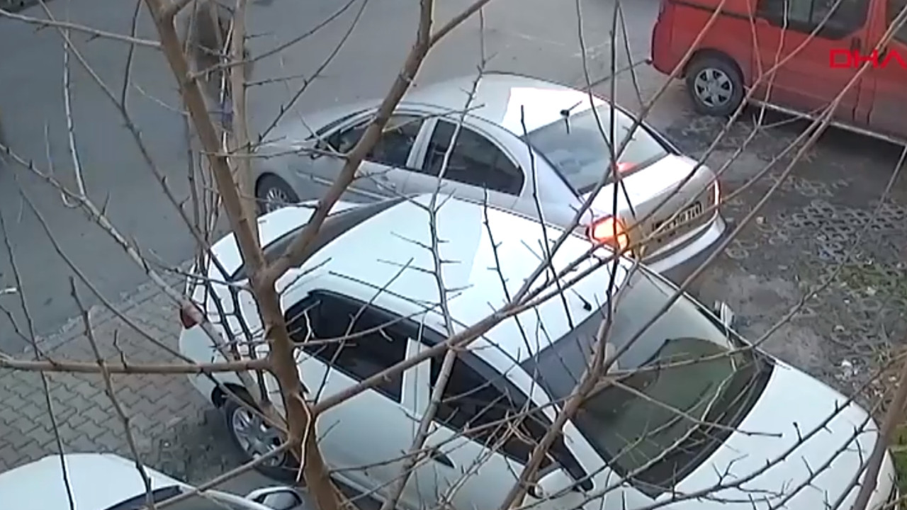 İstanbul'da acemi sürücü, vitesleri karıştırınca...