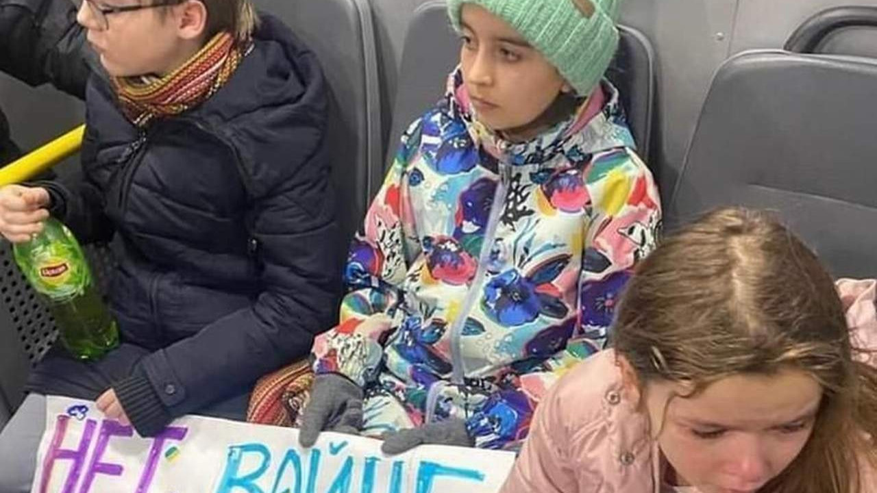 Putin, savaş karşıtı çocukları da gözaltına aldırdı
