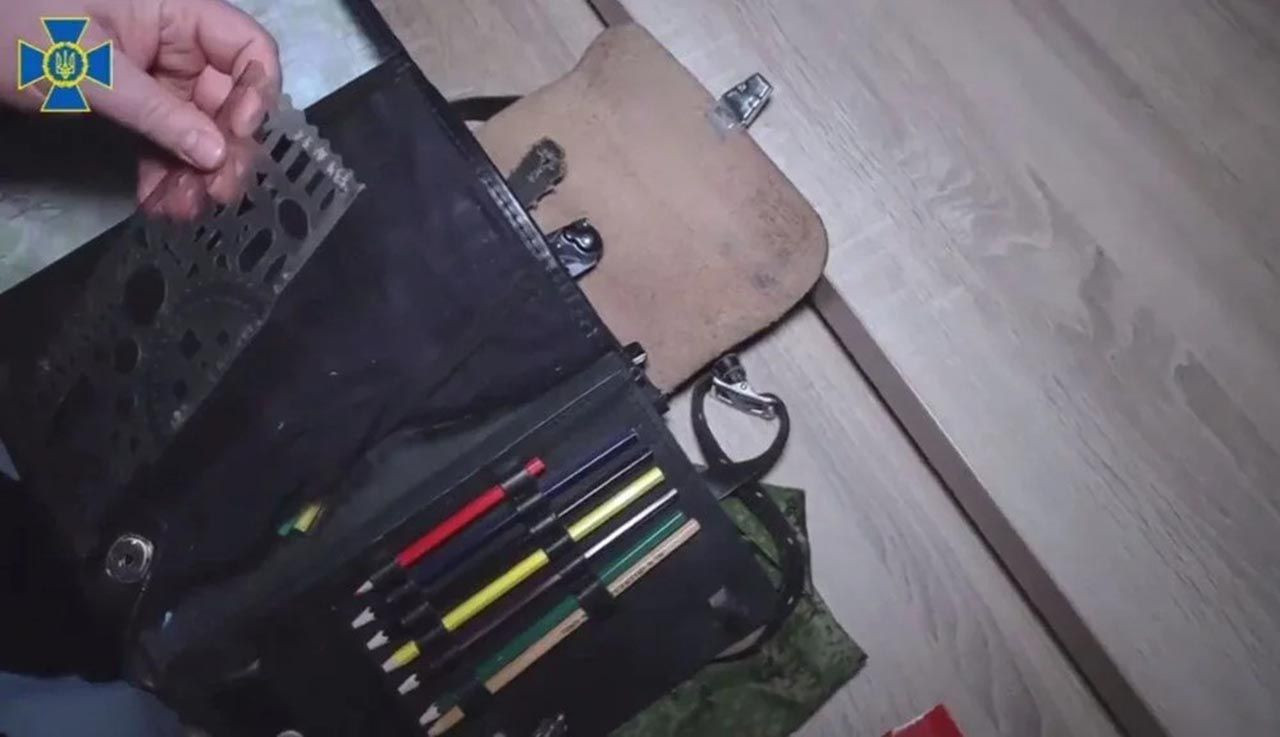 Ukrayna paylaştı: İşgalci Rus askerlerinin çantasında neler var? - Resim: 3