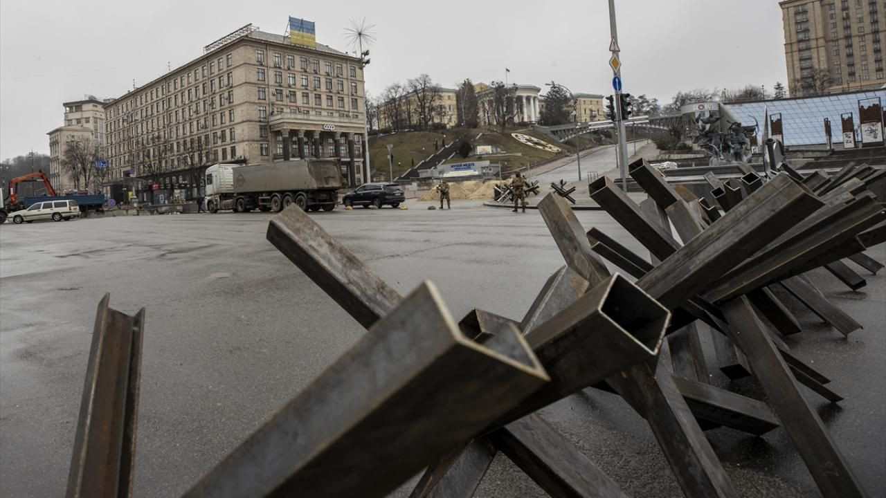 Ukrayna'da halk, Rus ordusunu böyle bekliyor! - Resim: 2