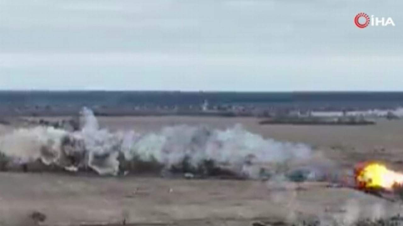 Ukrayna ordusu Rus helikopterini düşürdüğü an kamerada