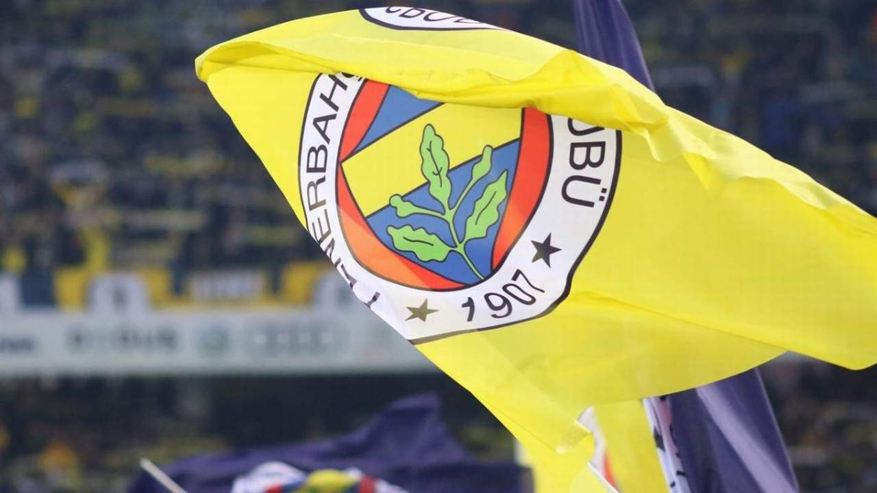 Fenerbahçe'den Trabzonspor maçındaki pankart için suç duyurusu
