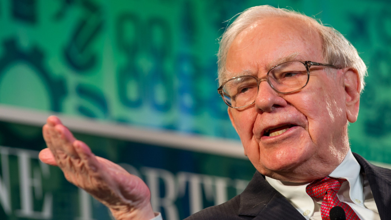 Ünlü yatırımcı Warren Buffett dev bankadaki hisselerini sattı