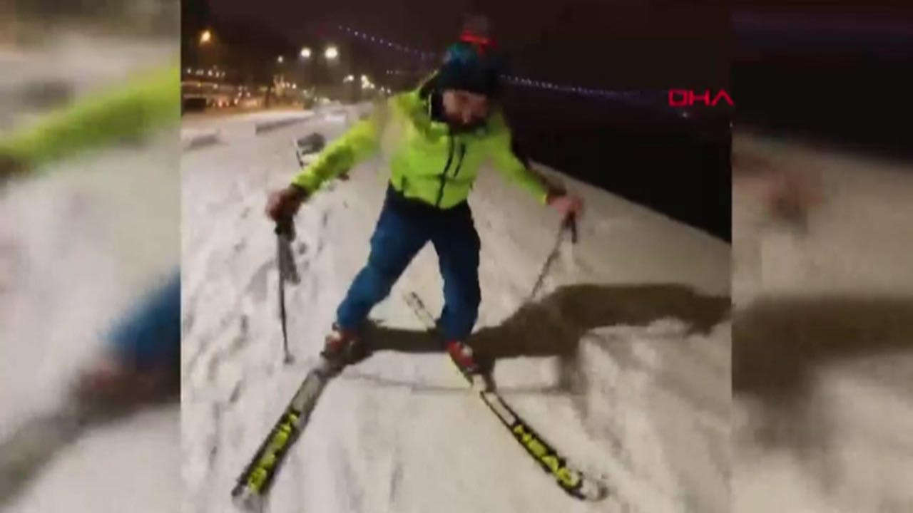 İstanbul'un ''çılgın kayakçısı'' bu sefer Boğaz'da kaydı