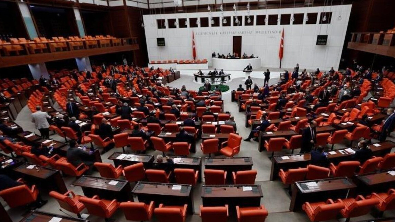 CHP'nin yoksulluğu araştırma teklifi AK Parti ve MHP oylarıyla reddedildi