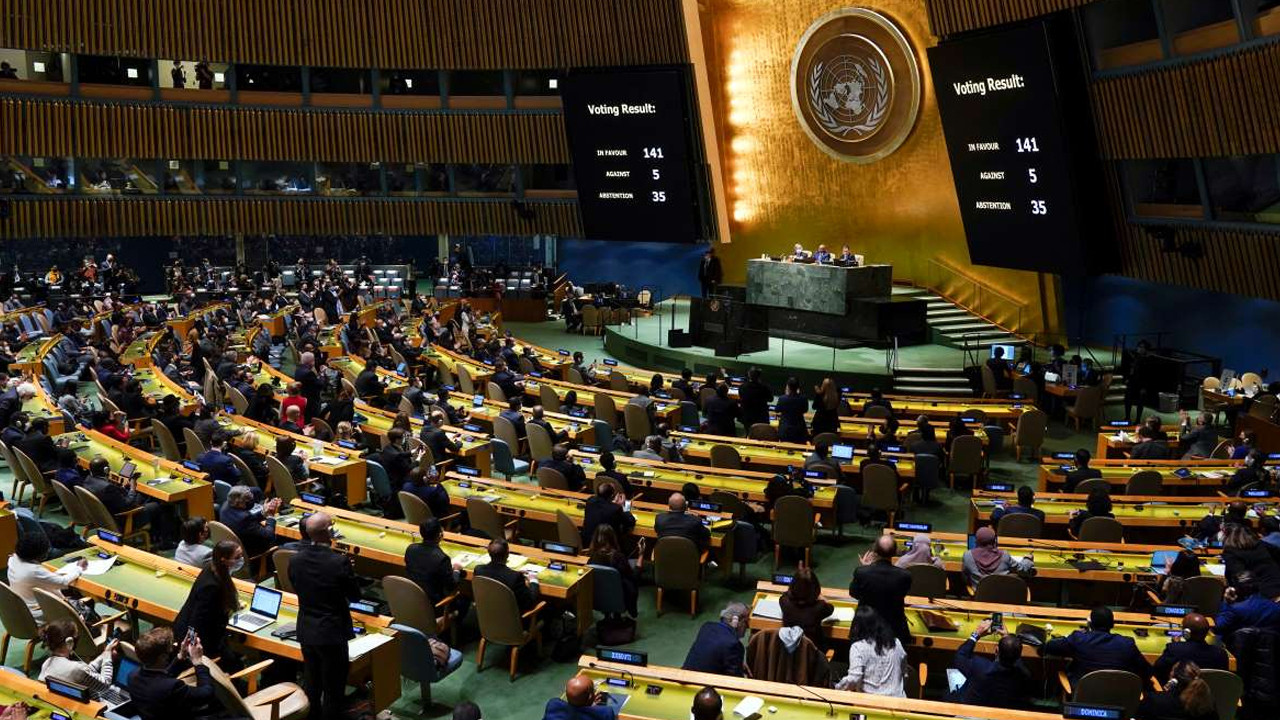 BM'den Rusya'ya kınama! 143 oyla kabul edildi