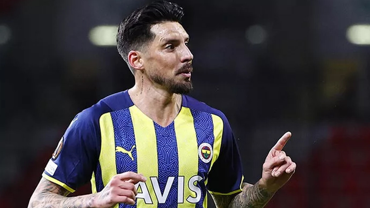 Fenerbahçe'de Jose Sosa'yı şoke eden karar