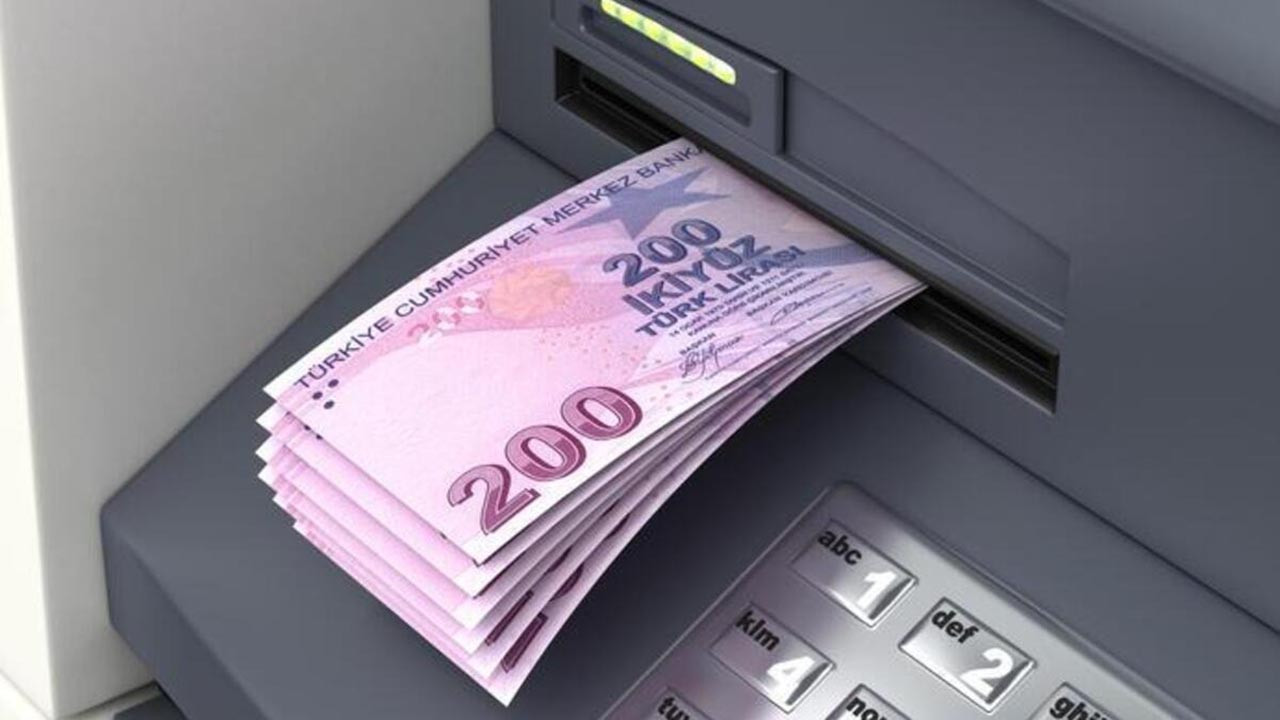 Emeklinin zamlı bayram ikramiyesi için rakam verildi