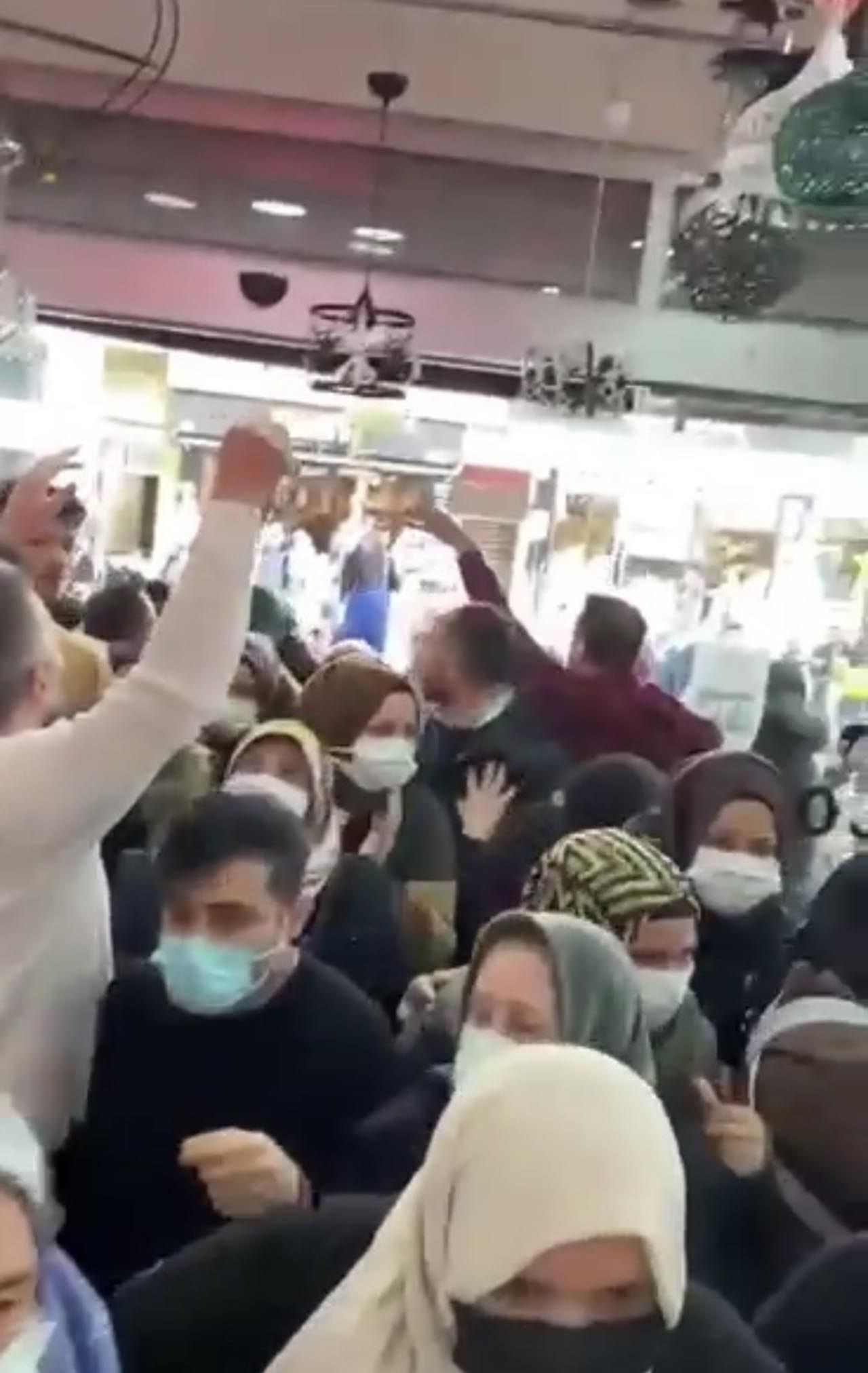İstanbul'da ucuzluk izdihamı! İndirimi duyan koştu - Resim: 2