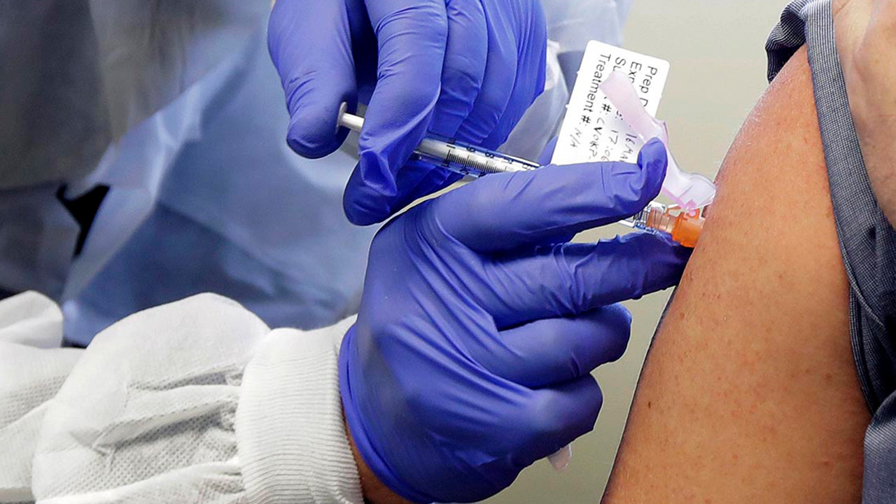 Oruç tutacaklar dikkat: Koronavirüs aşısı orucu bozar mı?