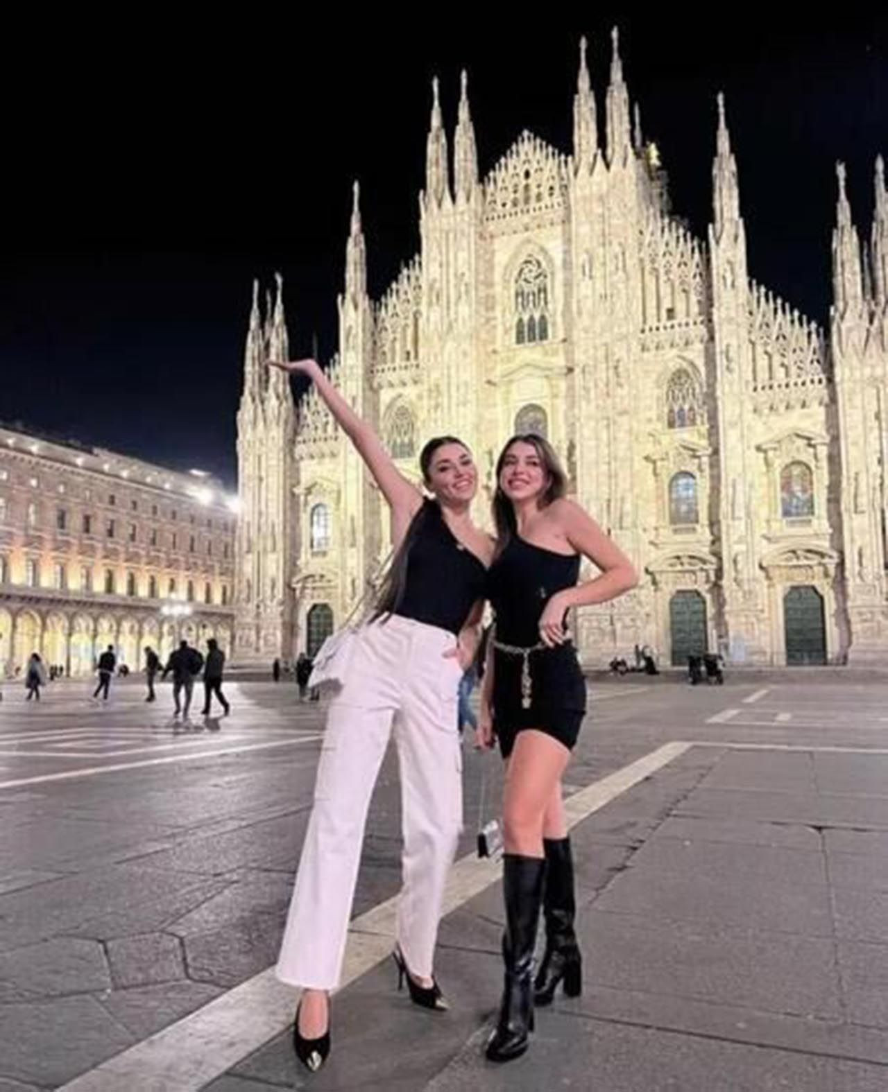 Hande Erçel tatil pozlarıyla İtalya'yı da sosyal medyayı da salladı - Resim: 3