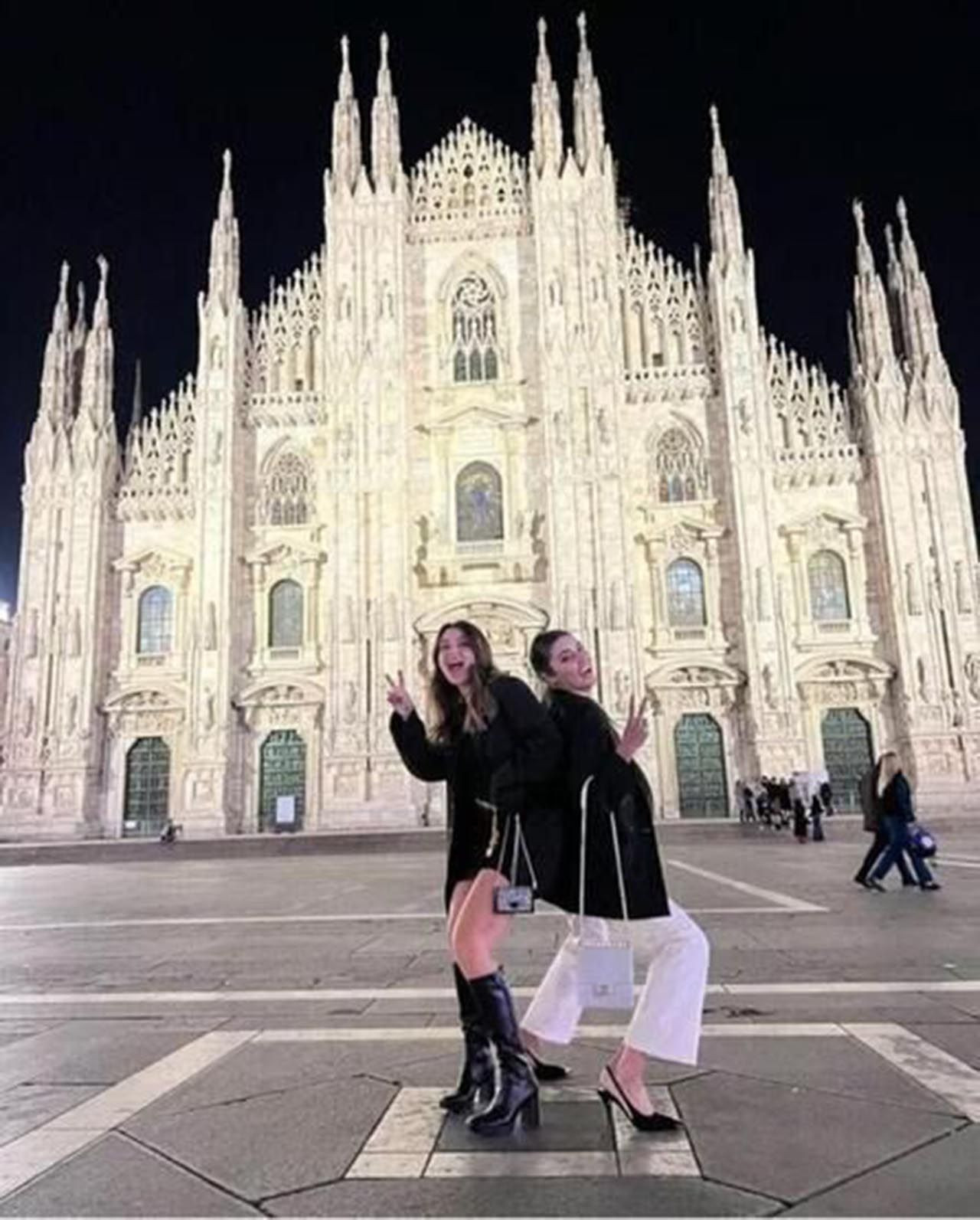 Hande Erçel tatil pozlarıyla İtalya'yı da sosyal medyayı da salladı - Resim: 4