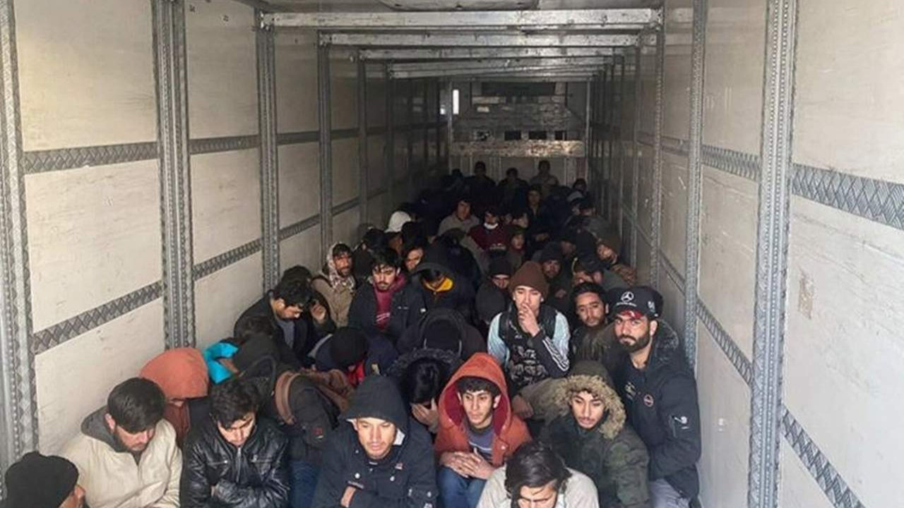 TIR dorsesinden yine Afganlar çıktı