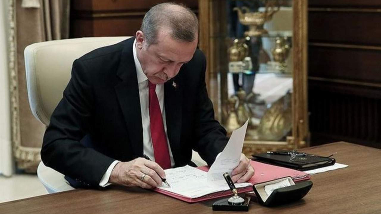 Erdoğan imzaladı; çok sayıda isim görevden alındı