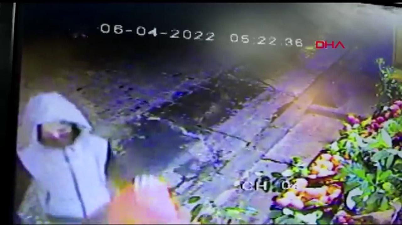 İstanbul'da önce kapkaççı ardından da mağdur dehşeti! 2 kadın ortalığı birbirine kattı - Resim: 2