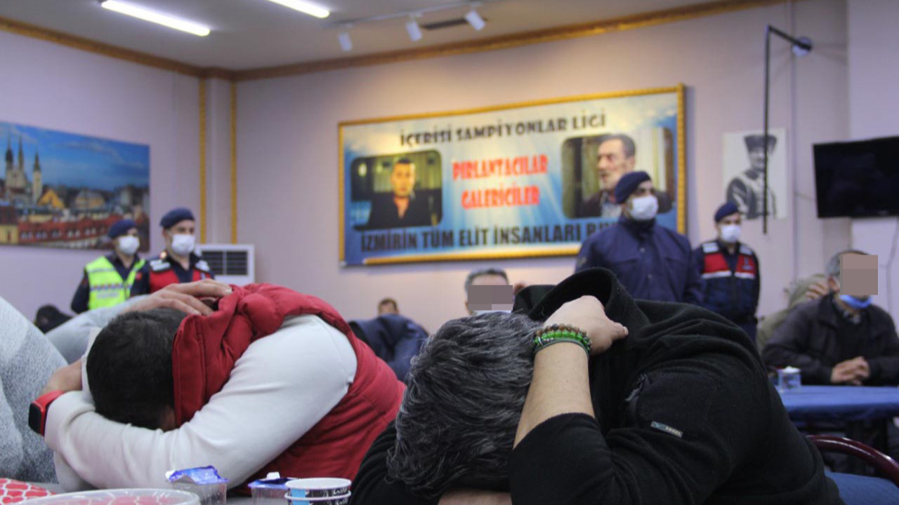 İzmir'in ''Kolpaçino'' kumarhanesi Ramazan'da da mesaideydi...