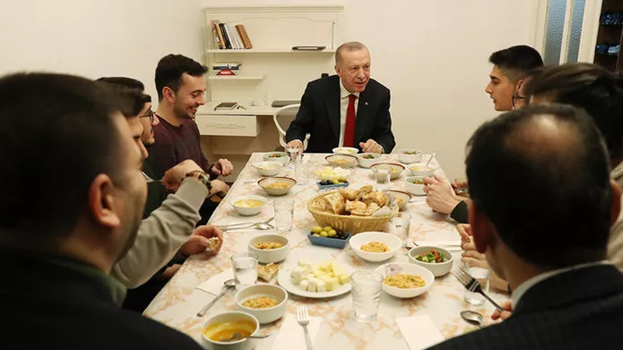 Cumhurbaşkanı Erdoğan öğrencilerle iftar yapmıştı: En sevdiği yemek...