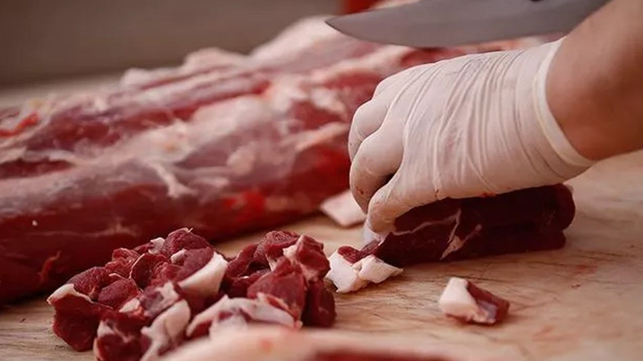 Ucuz kırmızı et satışında talep patlaması: İndirimli et fiyatları ne kadar?