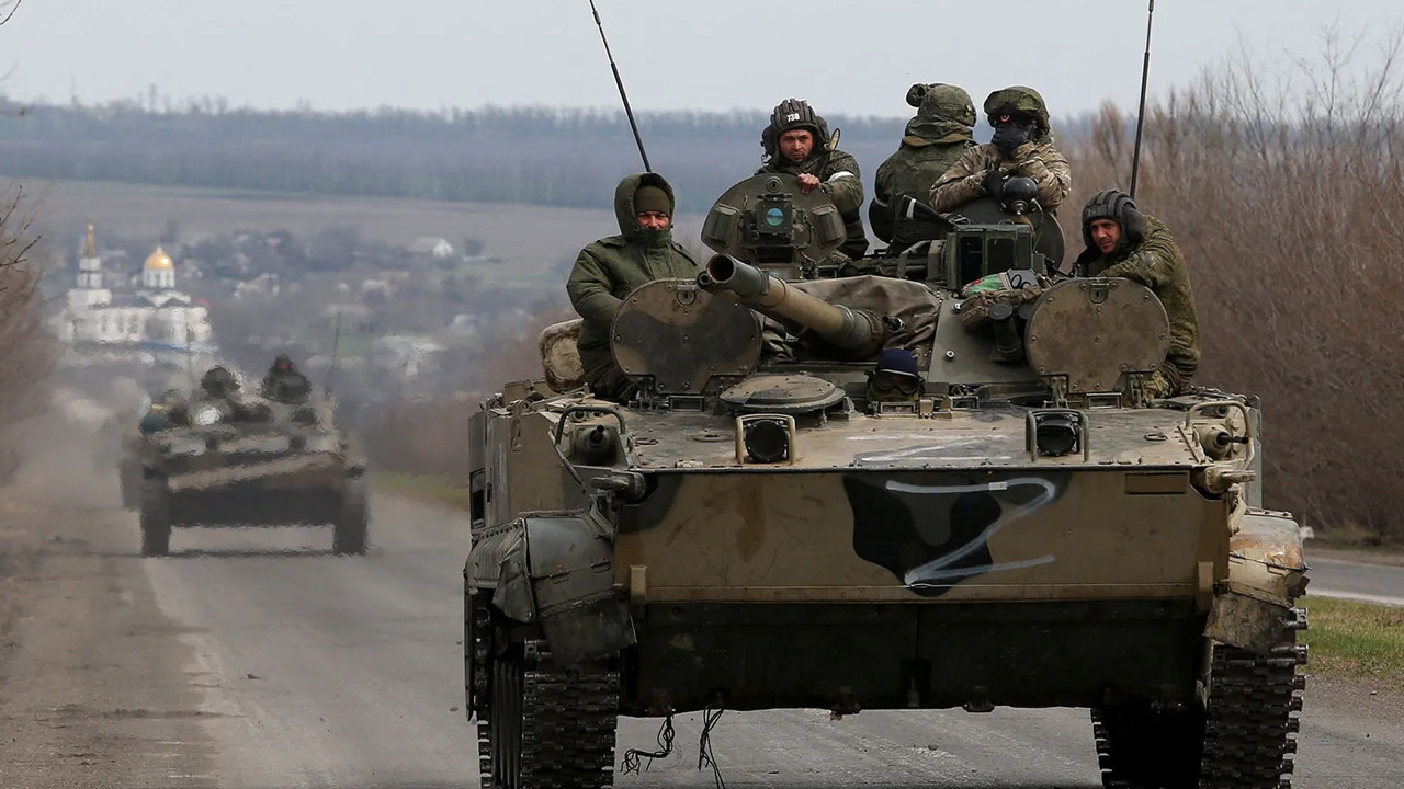 Rus tankları ilerliyor! Ukrayna'daki yeni hedef belli oldu