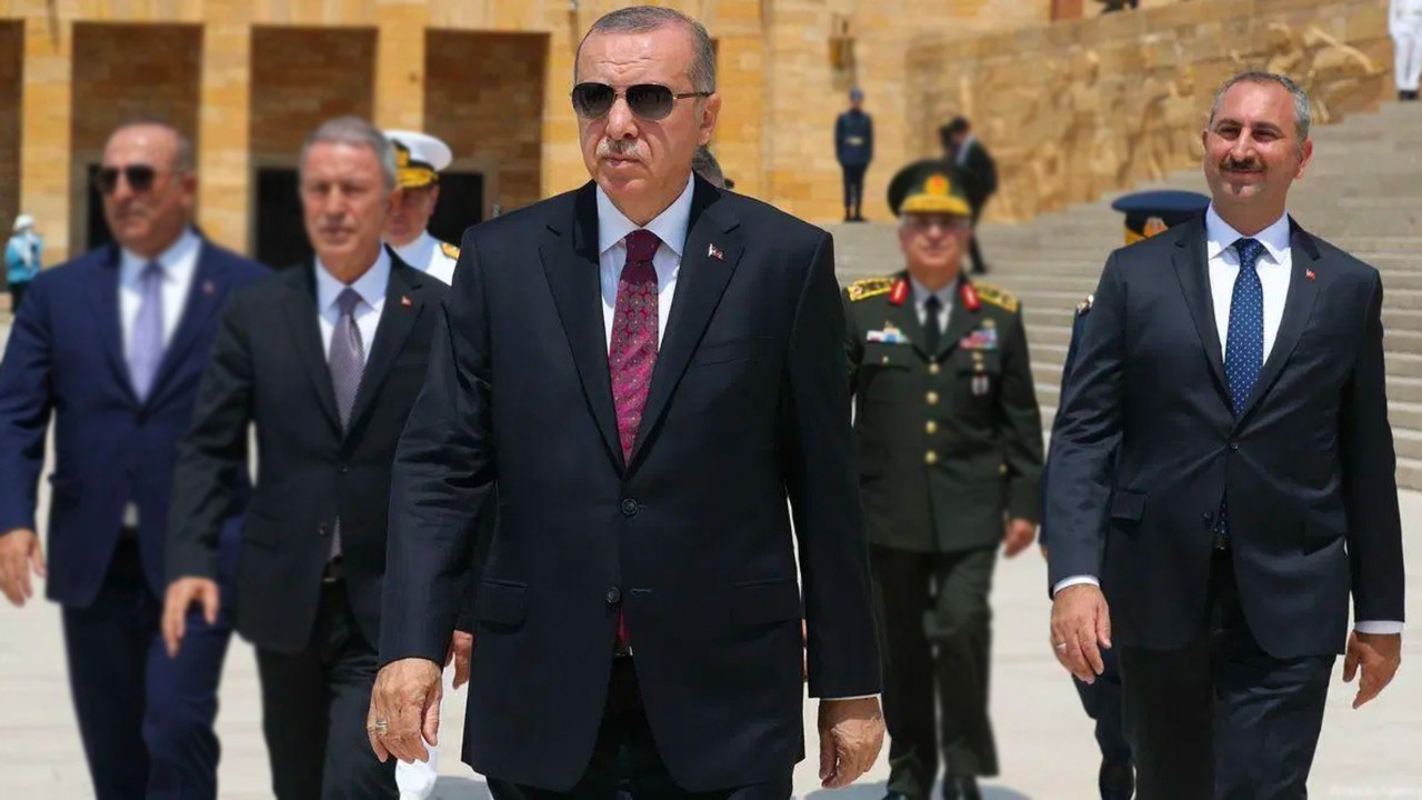 Eski Adalet Bakanı Gül'ün istifasıyla ilgili dikkat çeken iddia
