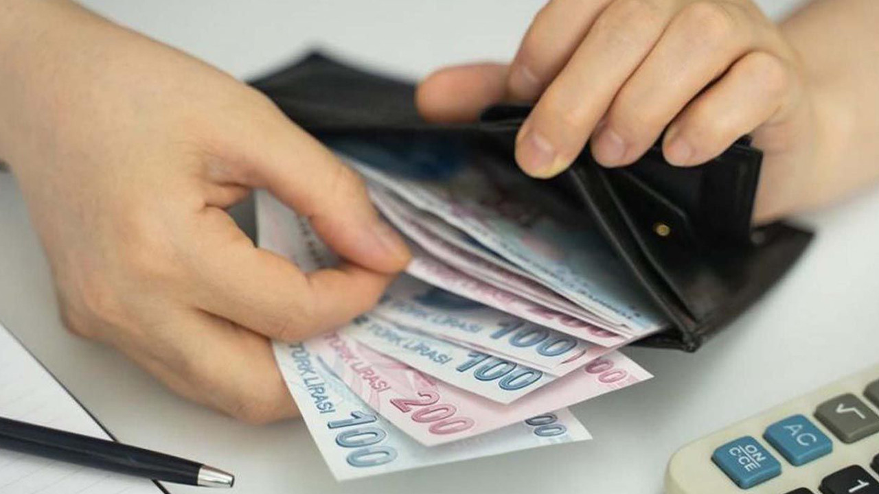 Emeklilere bayram ikramiyesi müjdesi: Ne kadar olacak? İşte tüm detaylar...