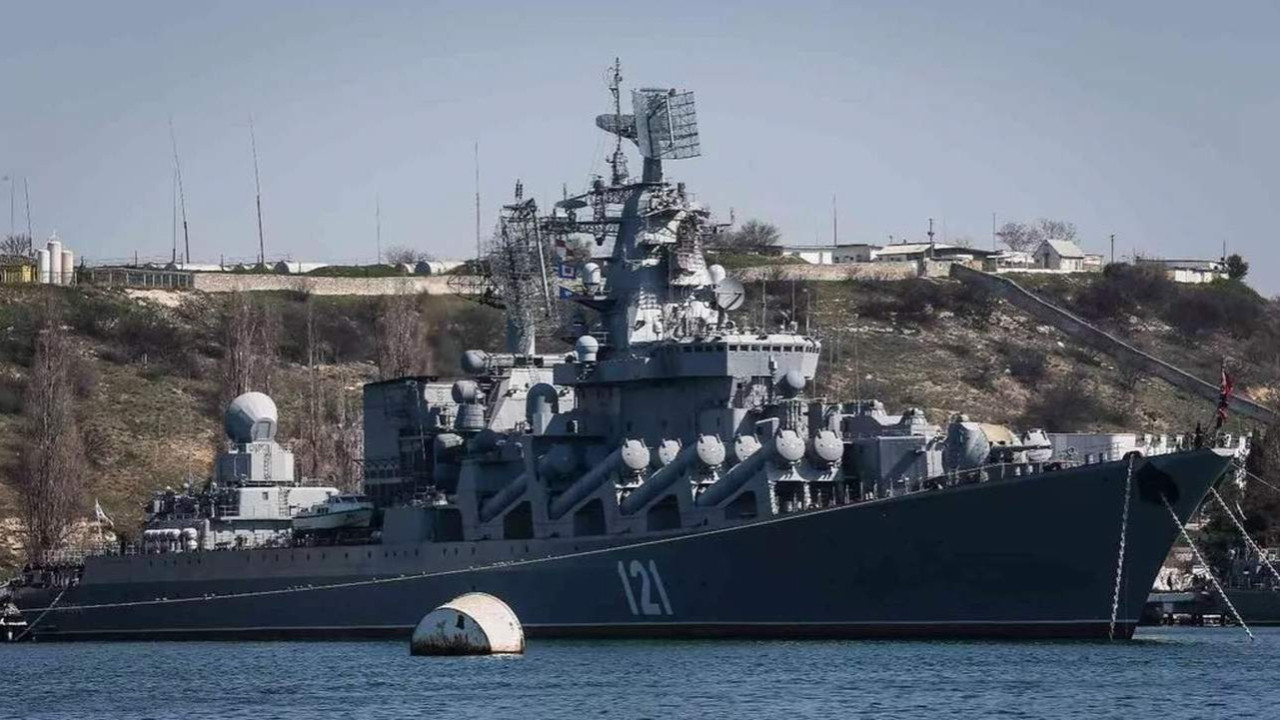 Ukrayna, Karadeniz'de Rus gemisini vurdu
