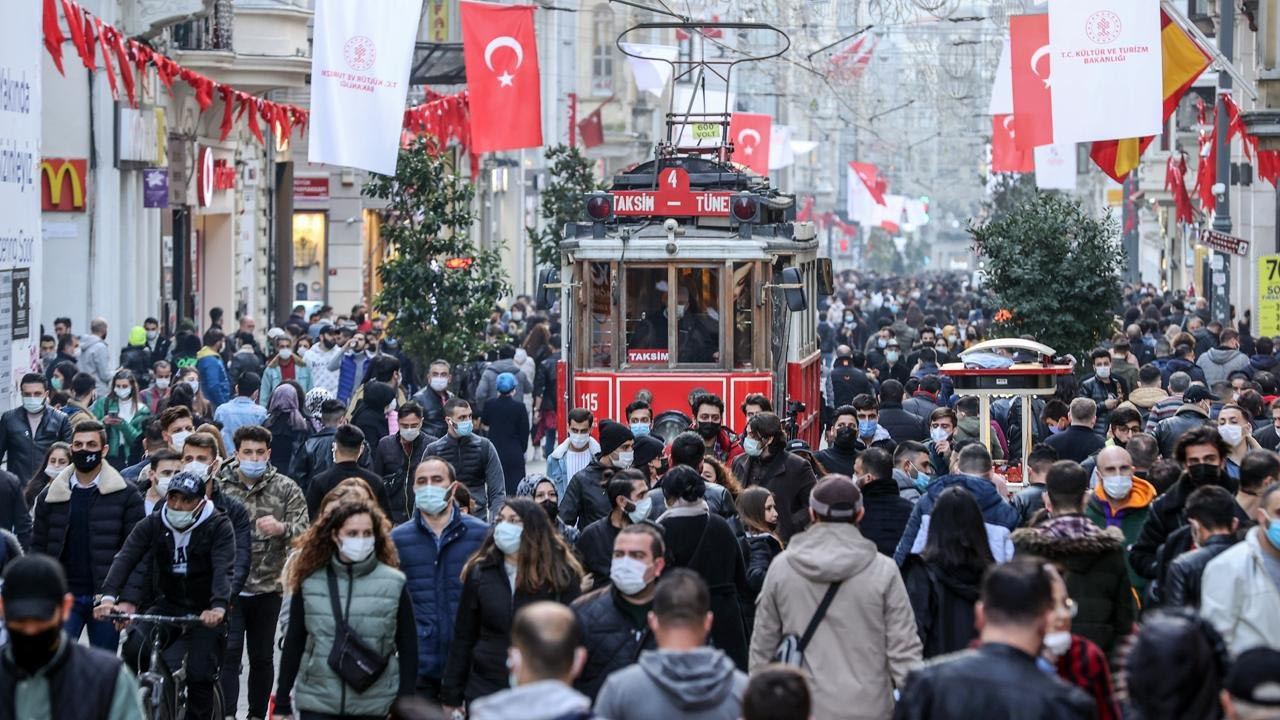 İBB'nin İstanbul anketi açıklandı: Karamsarlık, korku, endişe, mutsuzluk