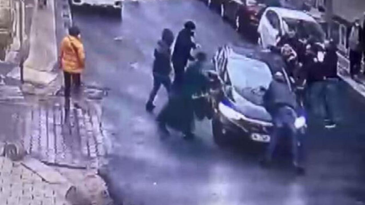 İstanbul'da yabancı uyruklu çakma büyücüden asalı saldırı