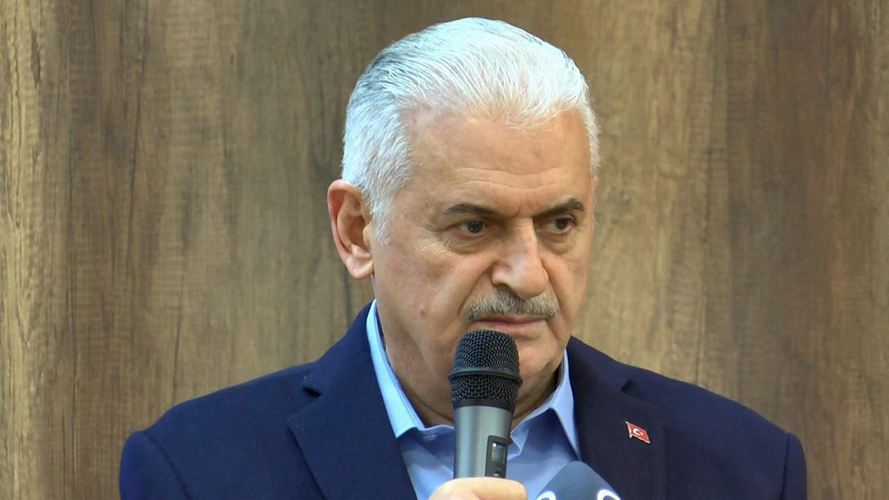 Binali Yıldırım'dan olay gaf: Kılıçdaroğlu'na oy istedi