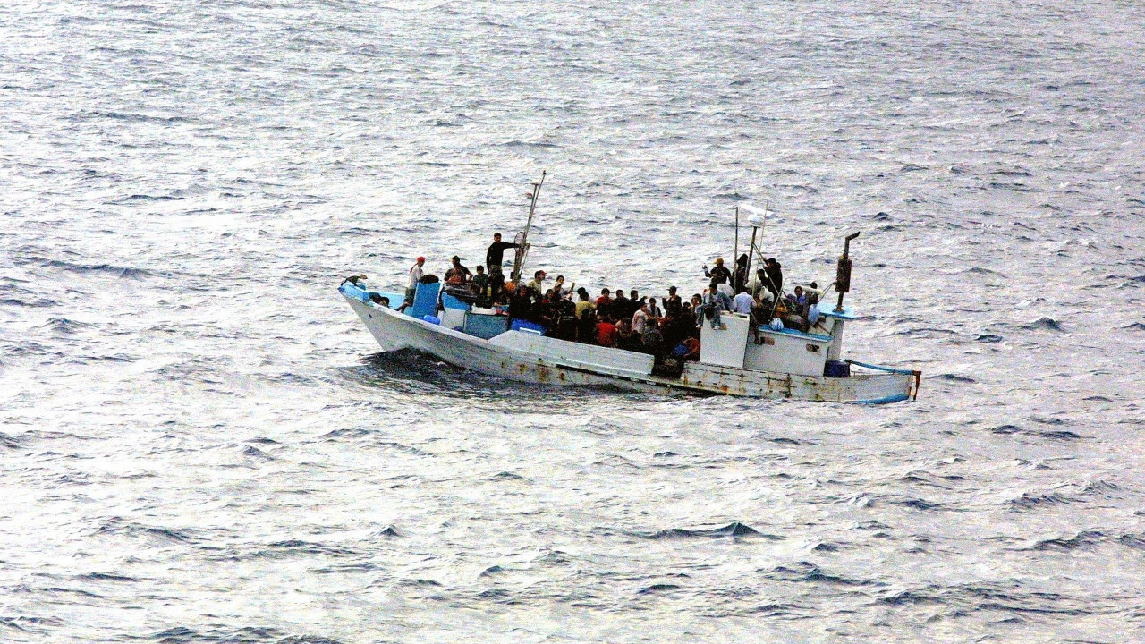Akdeniz açıklarında göçmen faciası: 6 ölü, 29 kayıp