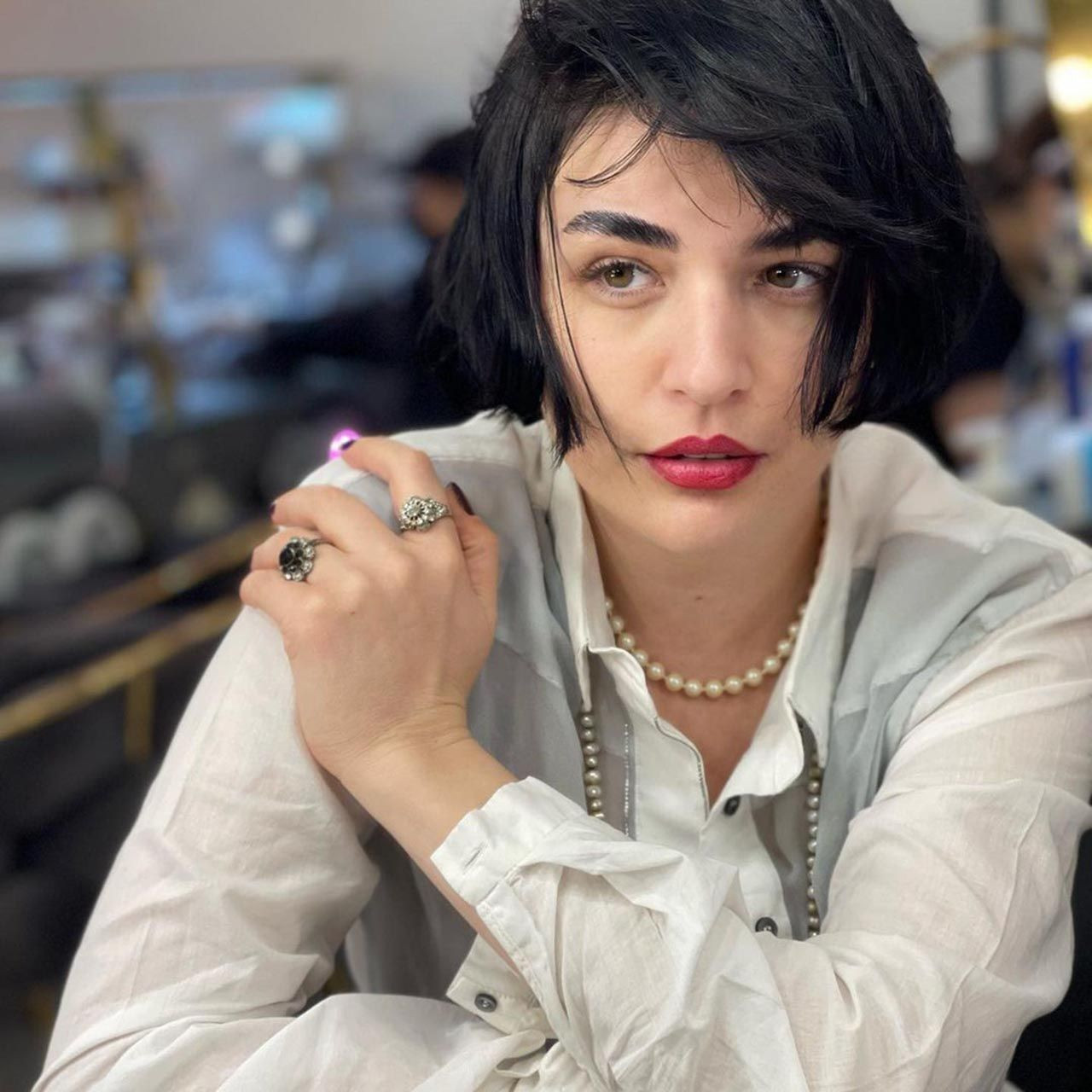 Gonca Vuslateri'den olay itiraf: ''Eve gelen sucuların ayaklarına bile bakarım'' - Resim: 1