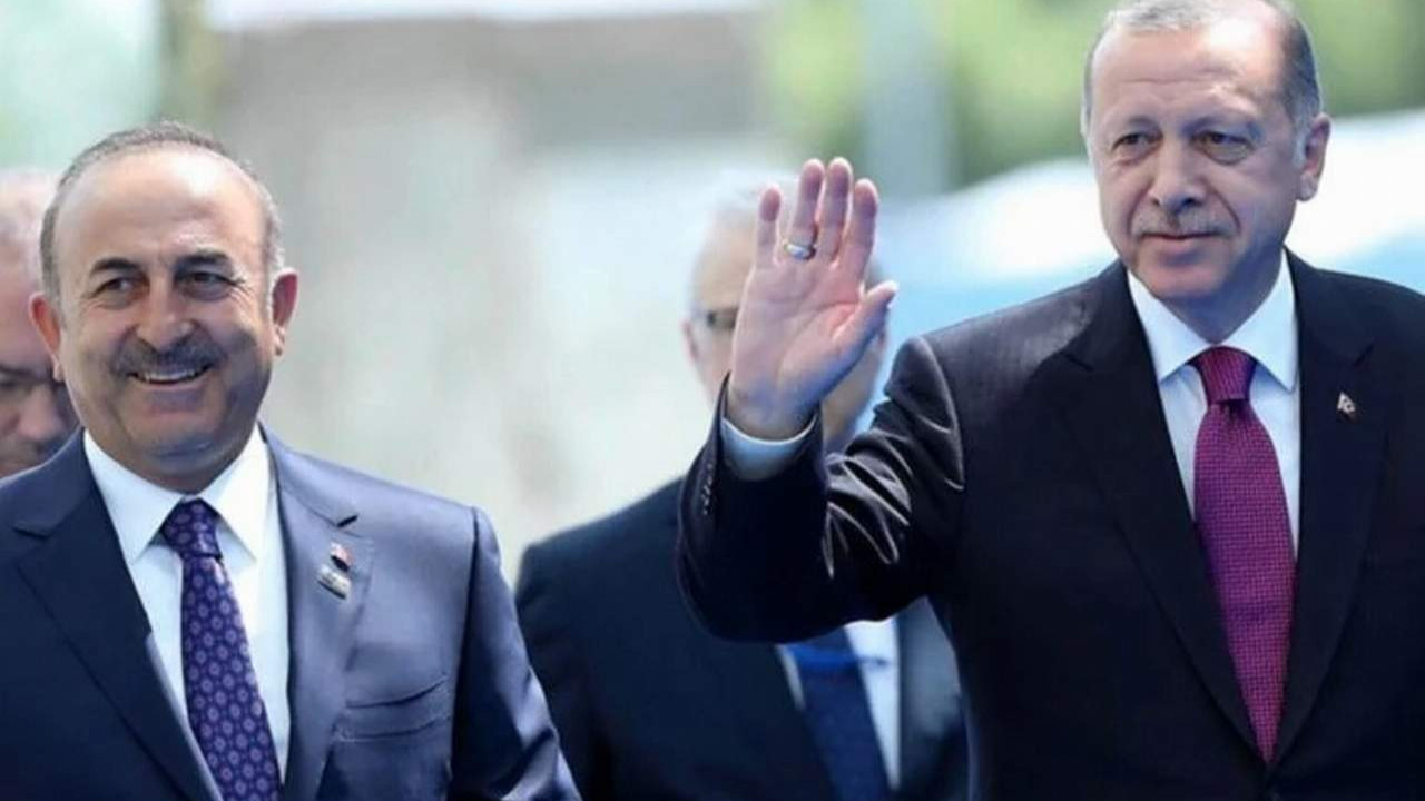 Cumhurbaşkanı Erdoğan ve Bakan Çavuşoğlu hakkında suç duyurusu