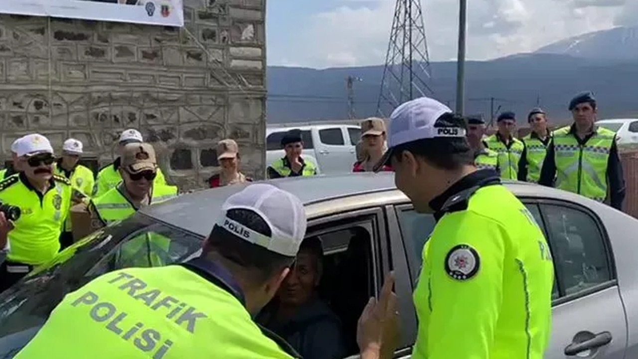 Denetimde polisi şaşkına çeviren olay: Hiç aklıma gelmezdi