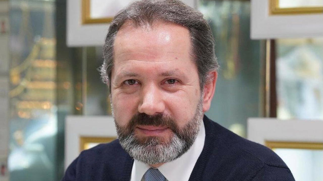 İslam Memiş ''uzak durun'' dedi ve ekledi: Paranız buhar olabilir!