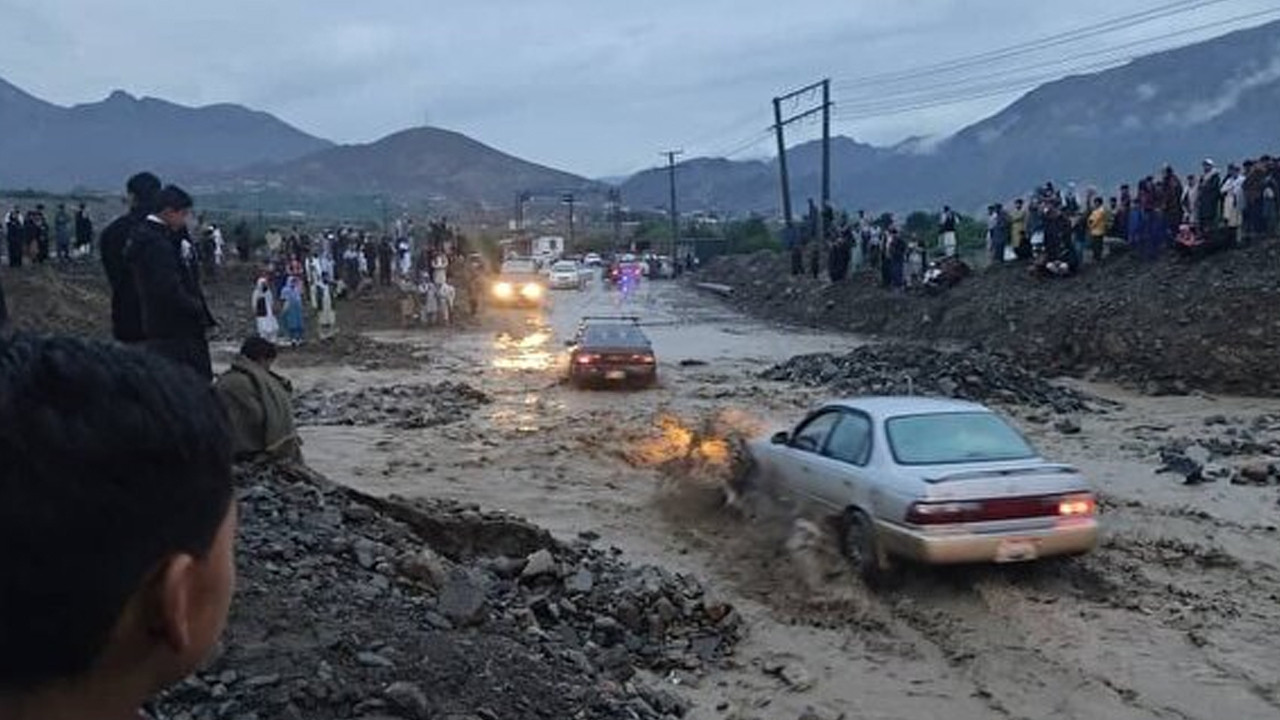 Afganistan’da sel felaketi: 22 ölü, 40 yaralı