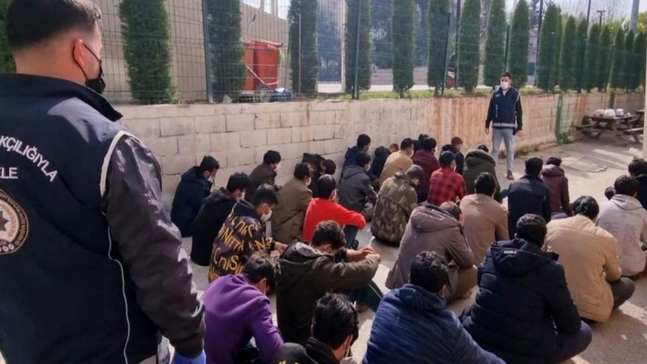 Sığınmacı tartışmaları sürerken şok iddia: ''Yeni tehlikenin adı sığınmacı mafyası!''