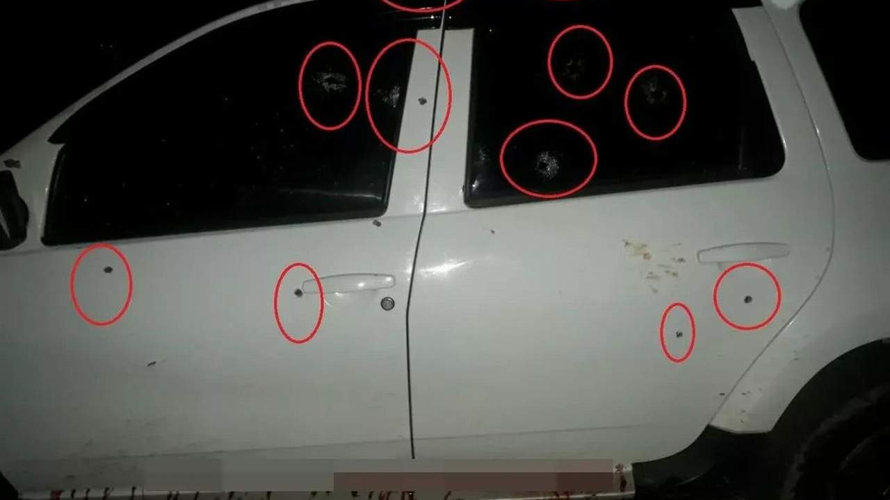 Kızı ve eşi öldürüldü, kendisi ölü taklidi yaparak kurtuldu