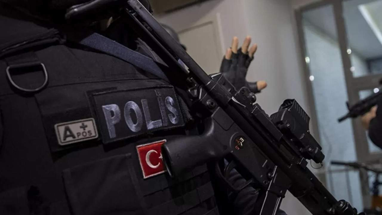İstanbul'da bomba alarmı! Emniyet harekete geçti