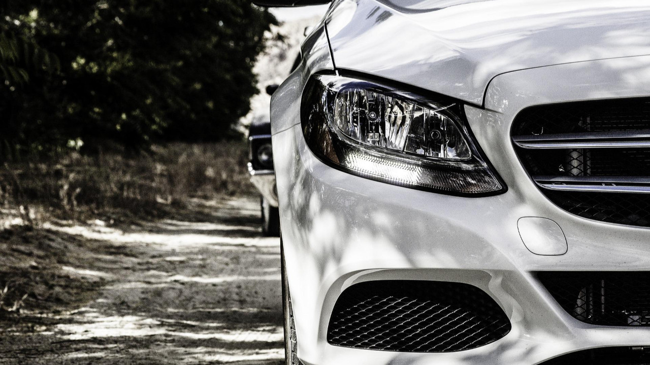Mercedes 300 bine yakın aracını geri çağırdı