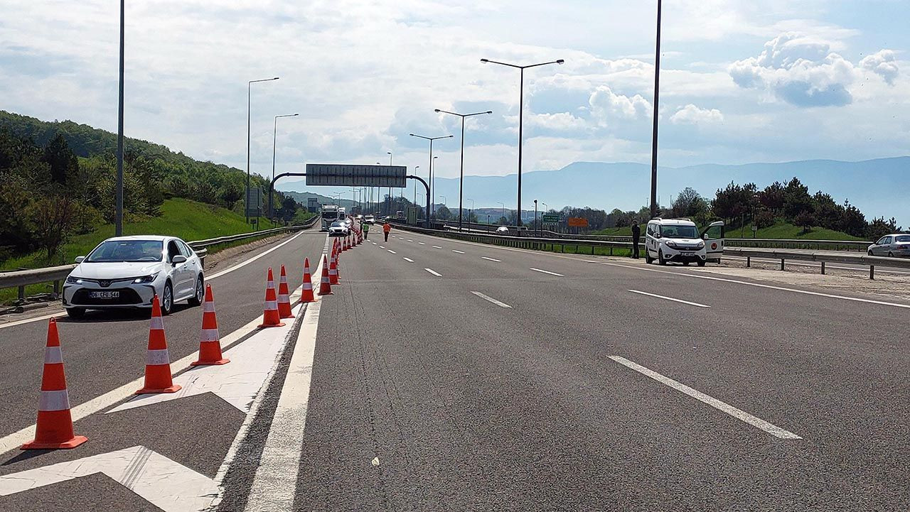 Bolu Dağı Tüneli'nin İstanbul yönü trafiğe kapatıldı - Resim: 2