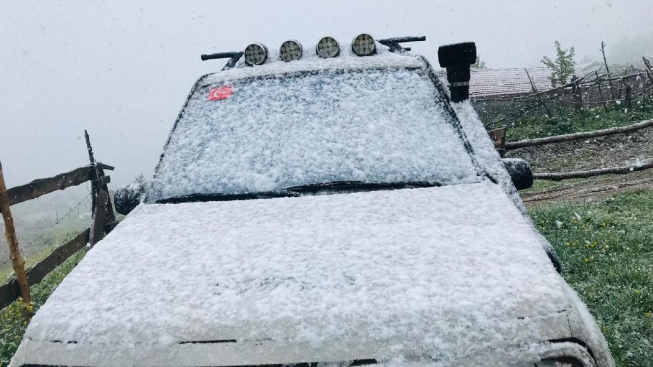 Kış bitmek bilmedi! Mayıs ayında kar yağışı - Resim: 3