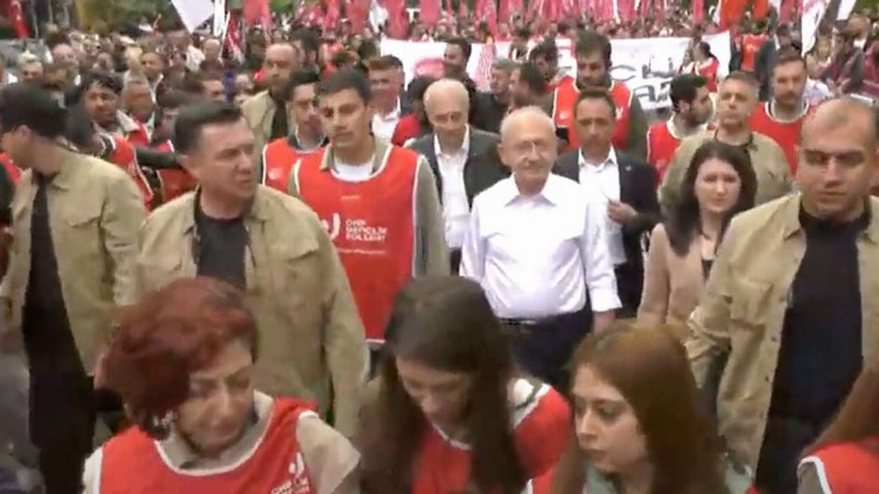 Kılıçdaroğlu gençlere seslendi: ''5'li çeteleri de SADAT'ları da ezeceğiz''