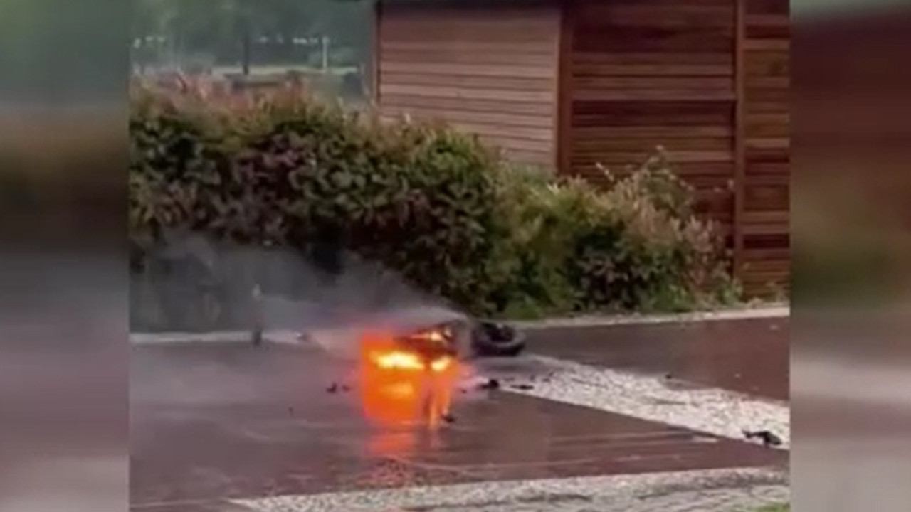 Elektrikli scooter alev alev yandı