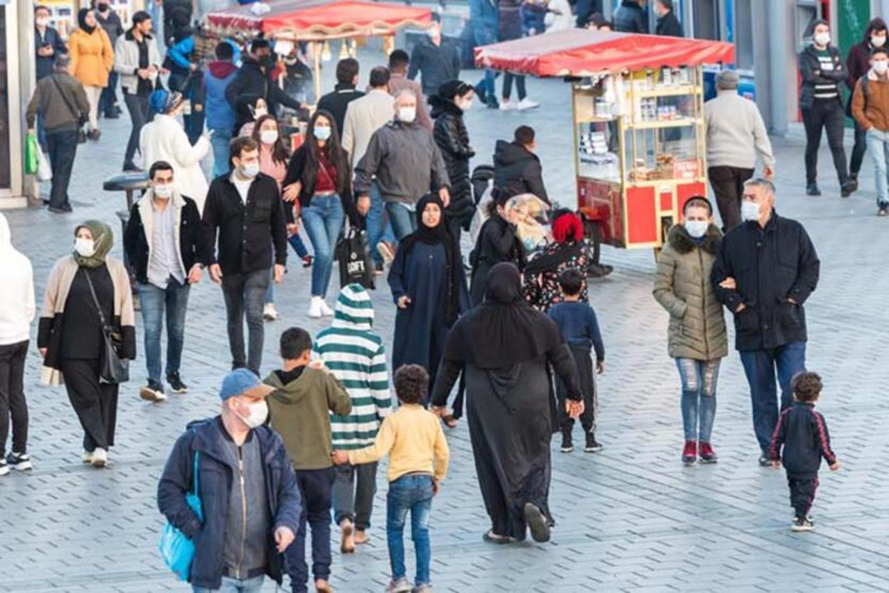 Bilim Kurulu üyesi açıkladı: Maskelerden tamamen ne zaman kurtulacağız? - Resim: 4
