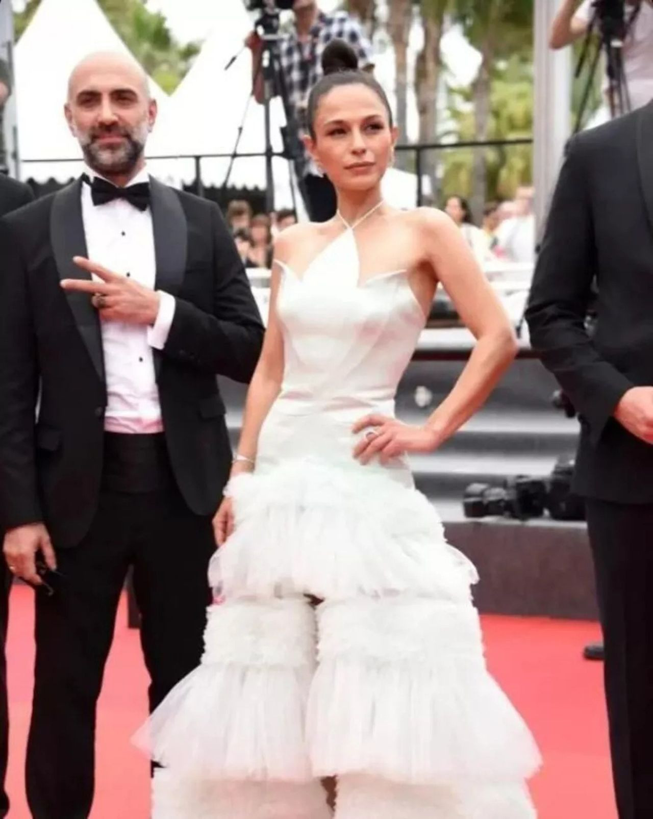 Cannes'da bir Türk ''prensesi''! Dakikalarca ayakta alkışlandı - Resim: 2