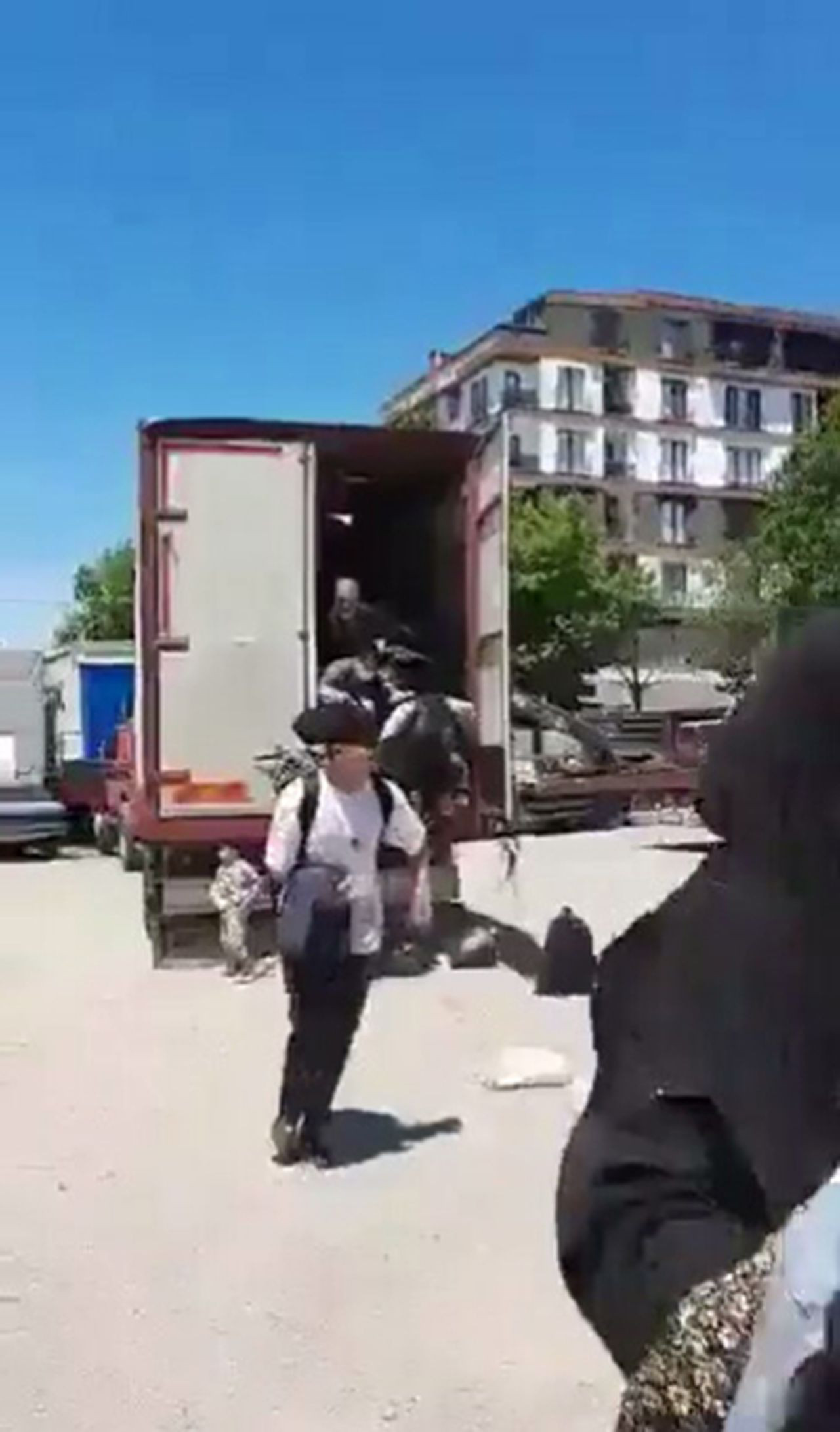 Kamyon dolusu kaçak sığınmacıyı İstanbul'a işte böyle bıraktılar - Resim: 4