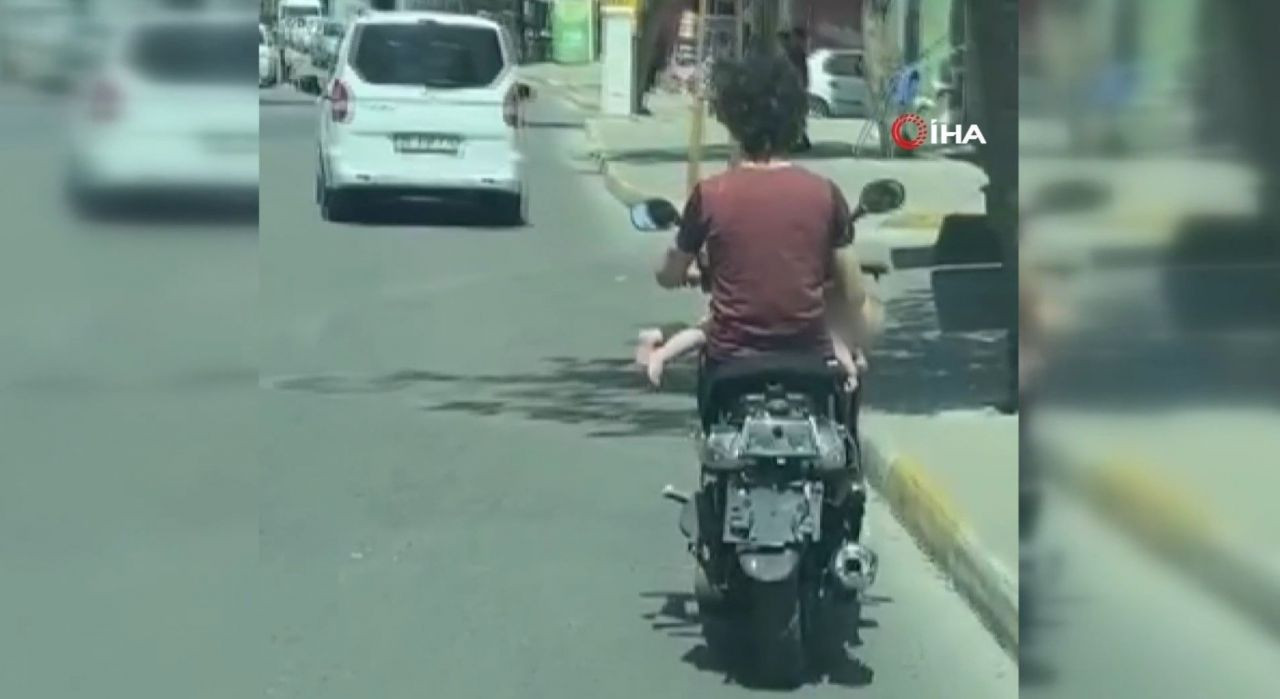 Günün ''şam babası'' kamerada! Motosiklet üzerinde bebeğini böyle gezdirdi - Resim: 3