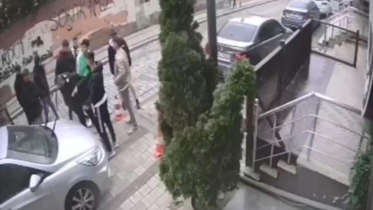 İstanbul'da iki grup birbirine girdi! Tokat atınca kurşun yağdırdı